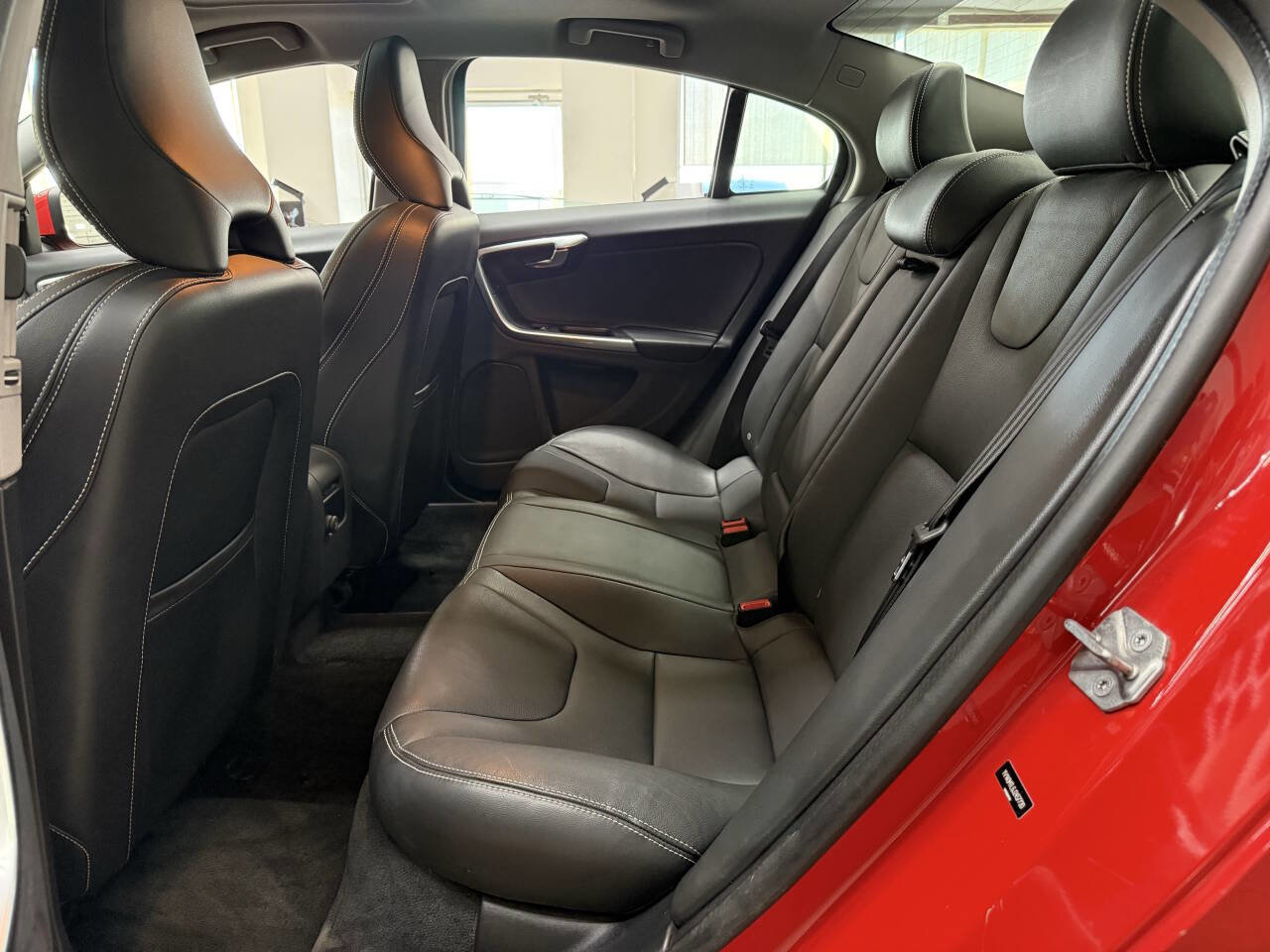 Used 2018 Volvo S60 T5 Dynamic w/ Vision Package AWD/4WD image 13