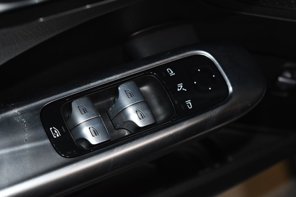 Certified 2025 Mercedes-Benz C 300 4MATIC Sedan image 6