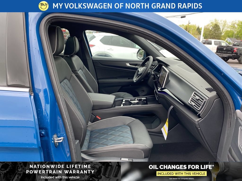 New 2026 Volkswagen Atlas Cross Sport SEL Premium R-Line AWD/4WD image 27