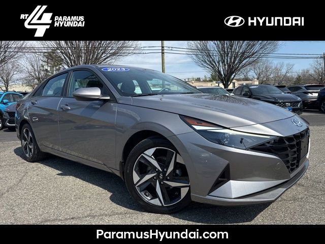 Certified 2023 Hyundai Elantra SEL w/ Convenience Package image 1