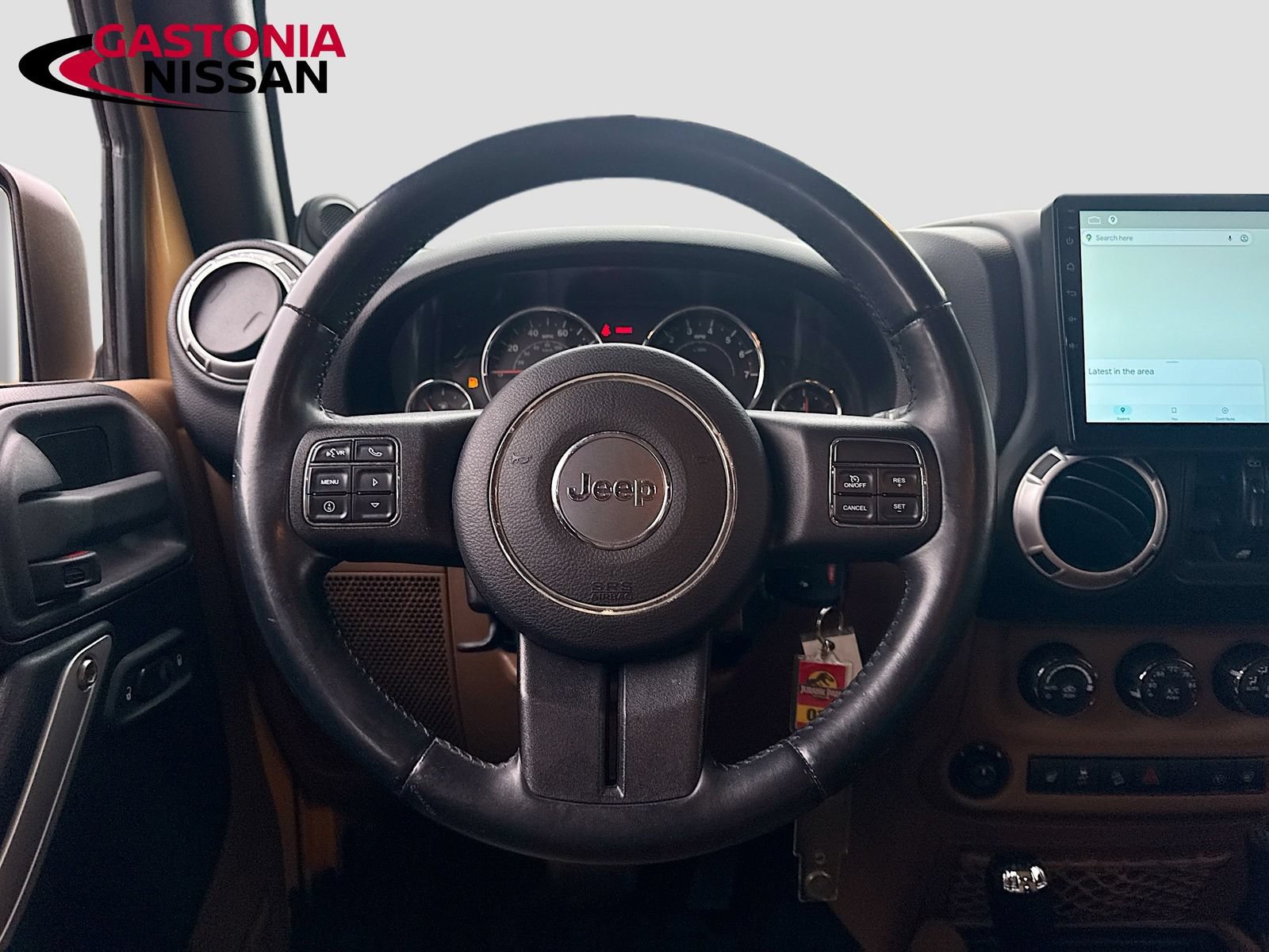 Used 2013 Jeep Wrangler Unlimited Sahara w/ Connectivity Group AWD/4WD image 31