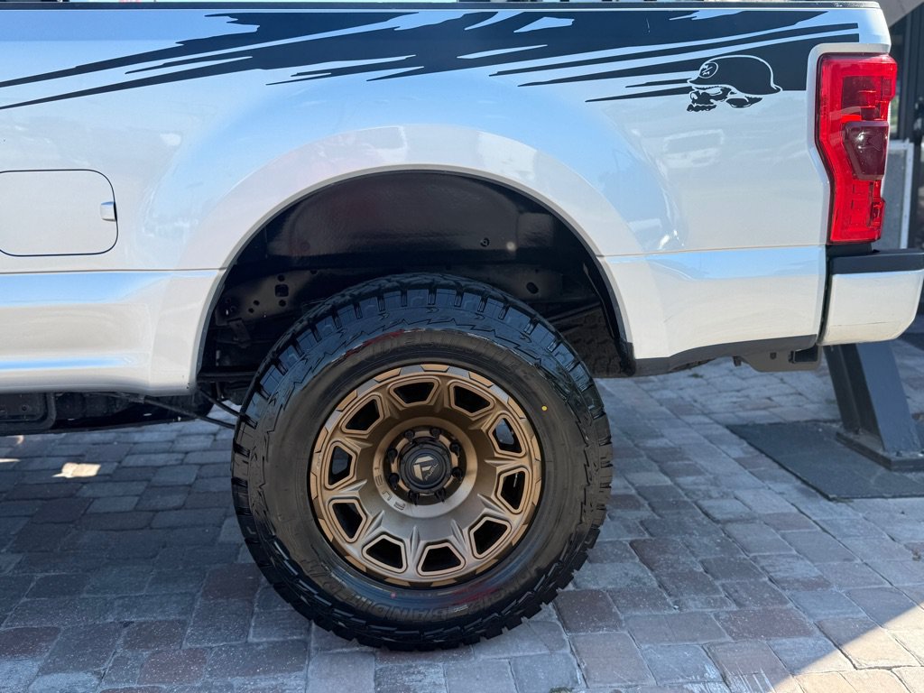 Used 2019 Ford F250 Lariat AWD/4WD image 10