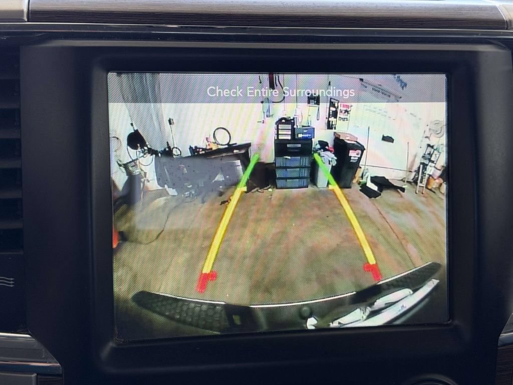 Used 2017 RAM 1500 Laramie AWD/4WD image 16