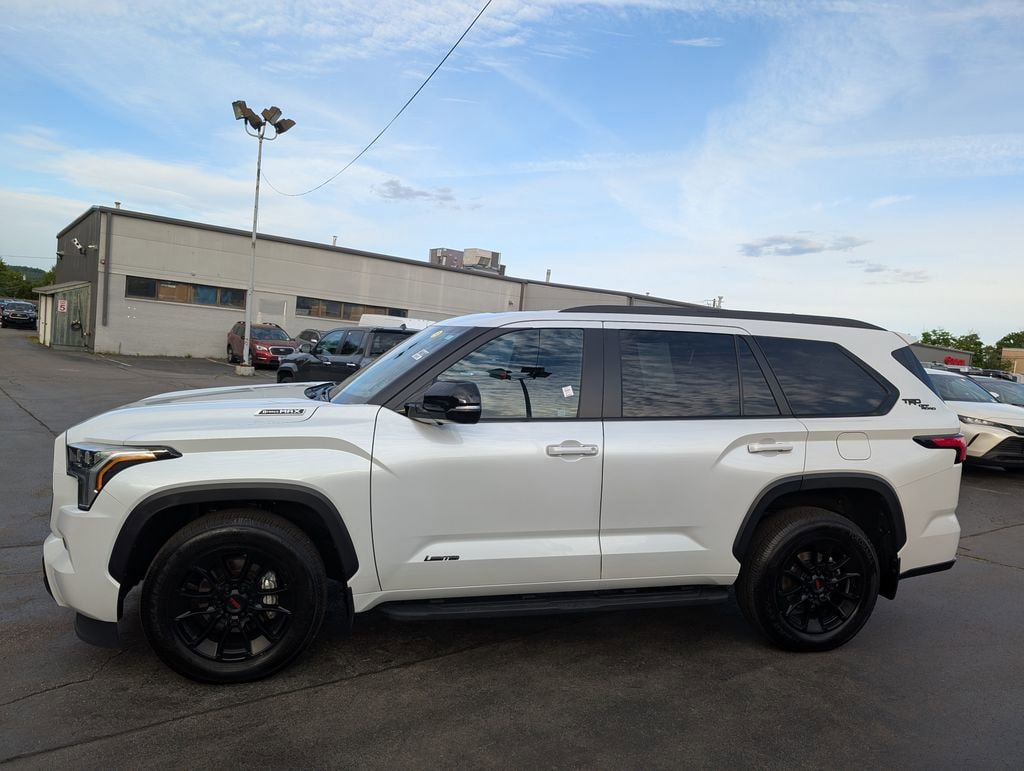 Certified 2025 Toyota Sequoia Limited w/ TRD Off-Road Package AWD/4WD image 3
