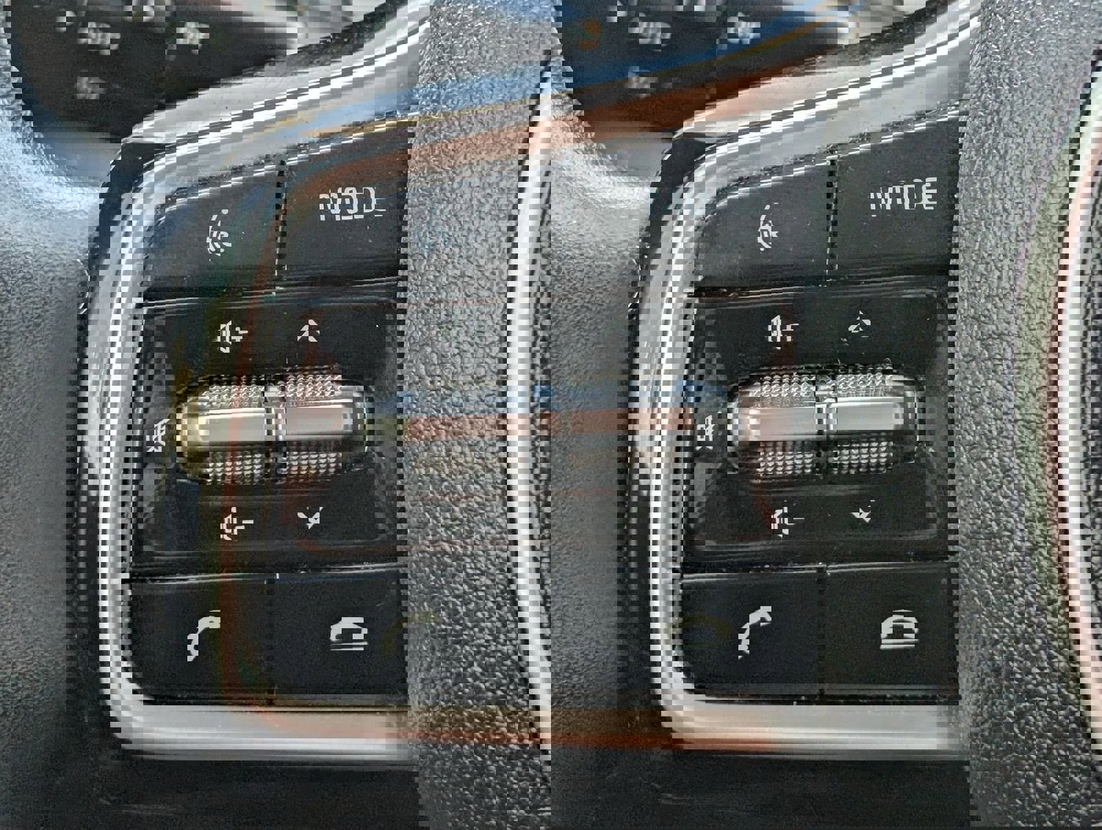 Used 2022 Kia Sorento SX image 26