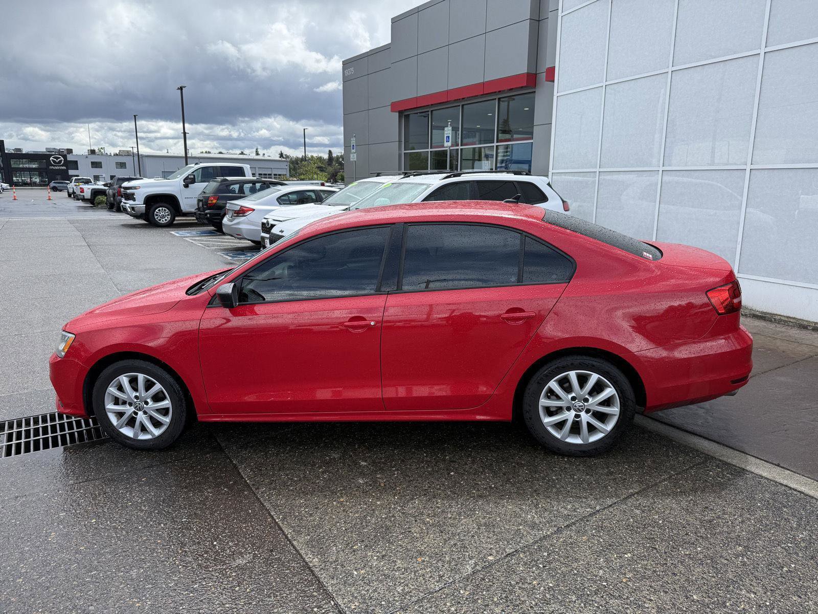 Used 2015 Volkswagen Jetta SE FWD image 3