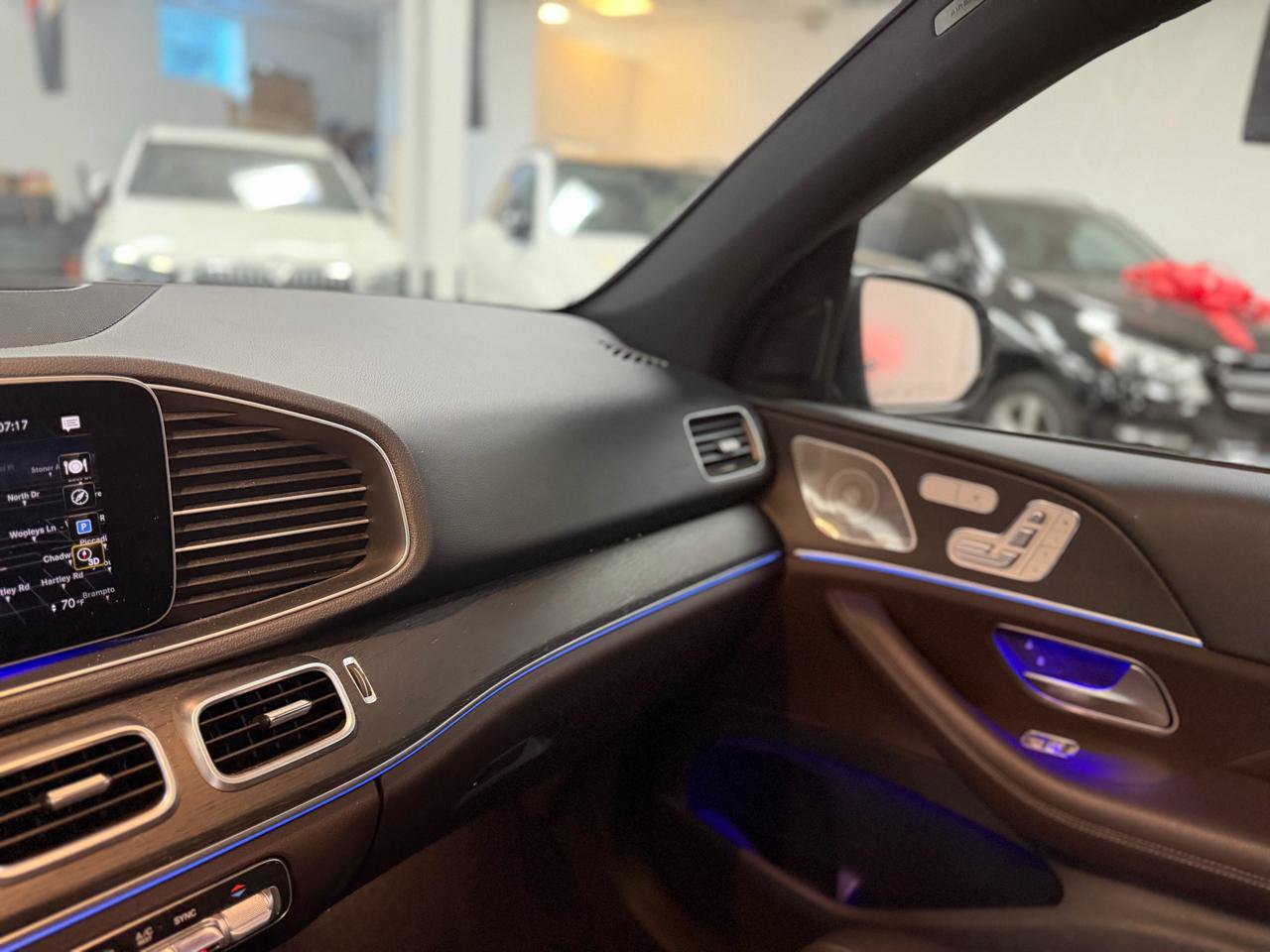 Used 2022 Mercedes-Benz GLE 350 4MATIC w/ AMG Line Exterior image 22