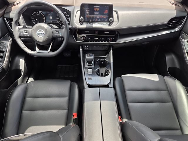 Used 2021 Nissan Rogue SV w/ Premium Package FWD image 11
