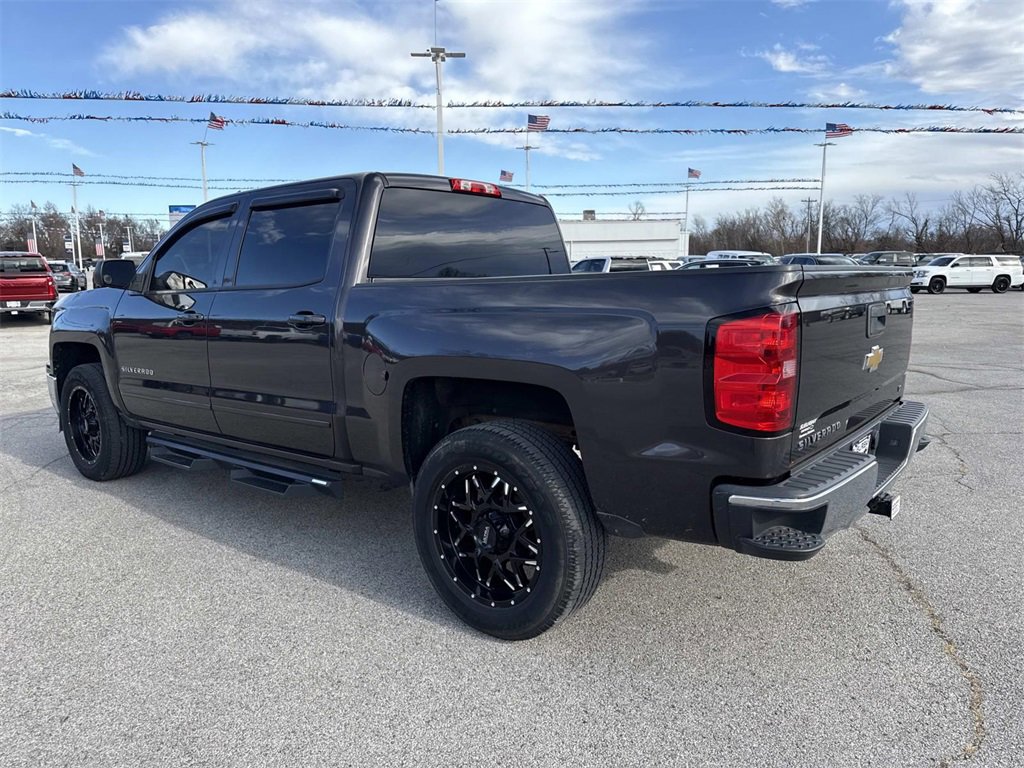 Used 2015 Chevrolet Silverado 1500 LT w/ LT Convenience Package image 3