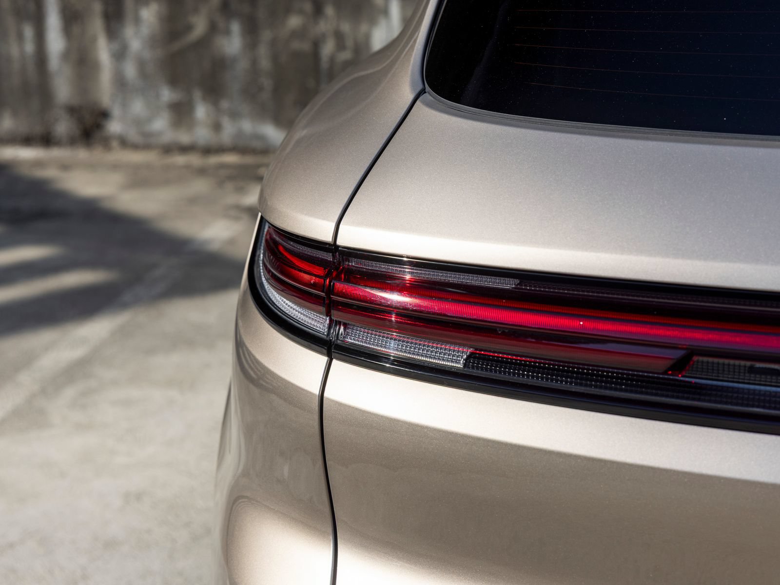 Certified 2025 Porsche Cayenne S AWD/4WD image 23