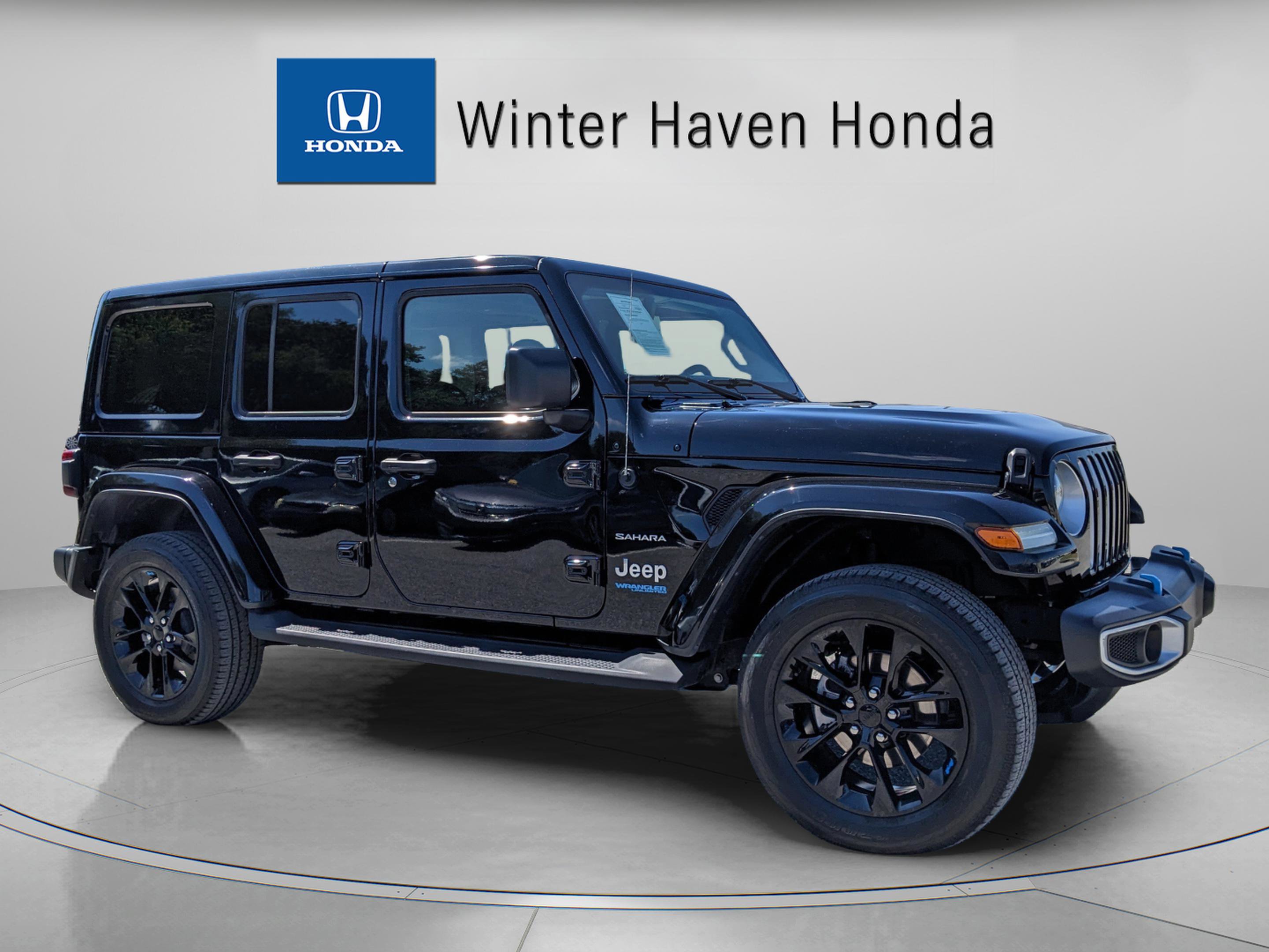 Used 2022 Jeep Wrangler Unlimited Sahara image 1