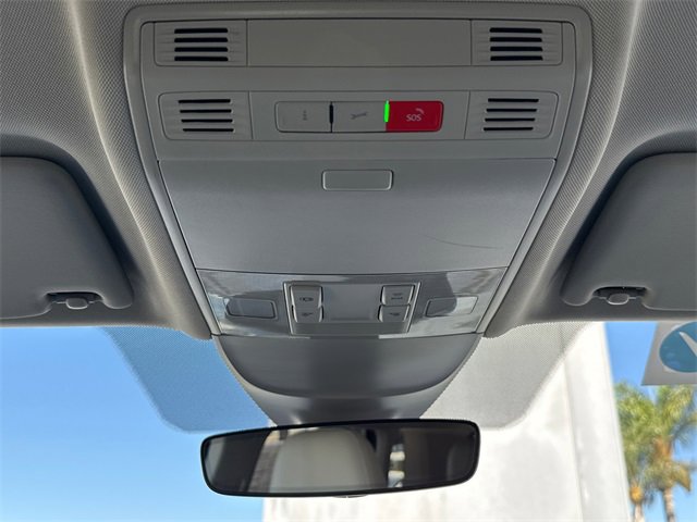 Used 2025 Volkswagen Taos SE image 24