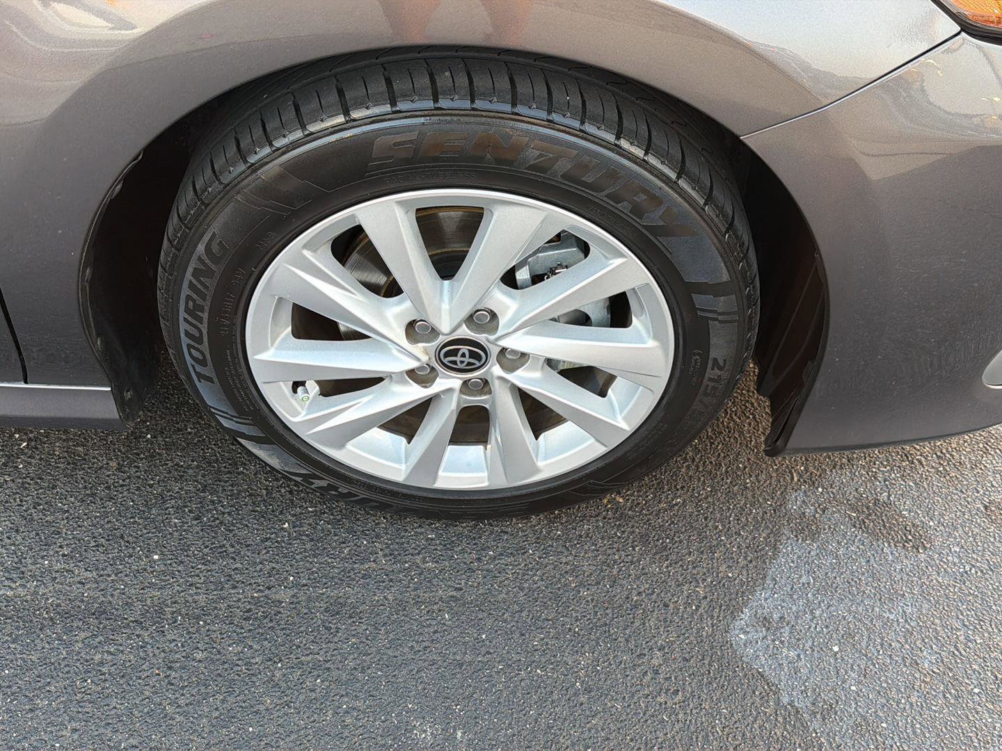 Used 2022 Toyota Camry LE FWD image 38