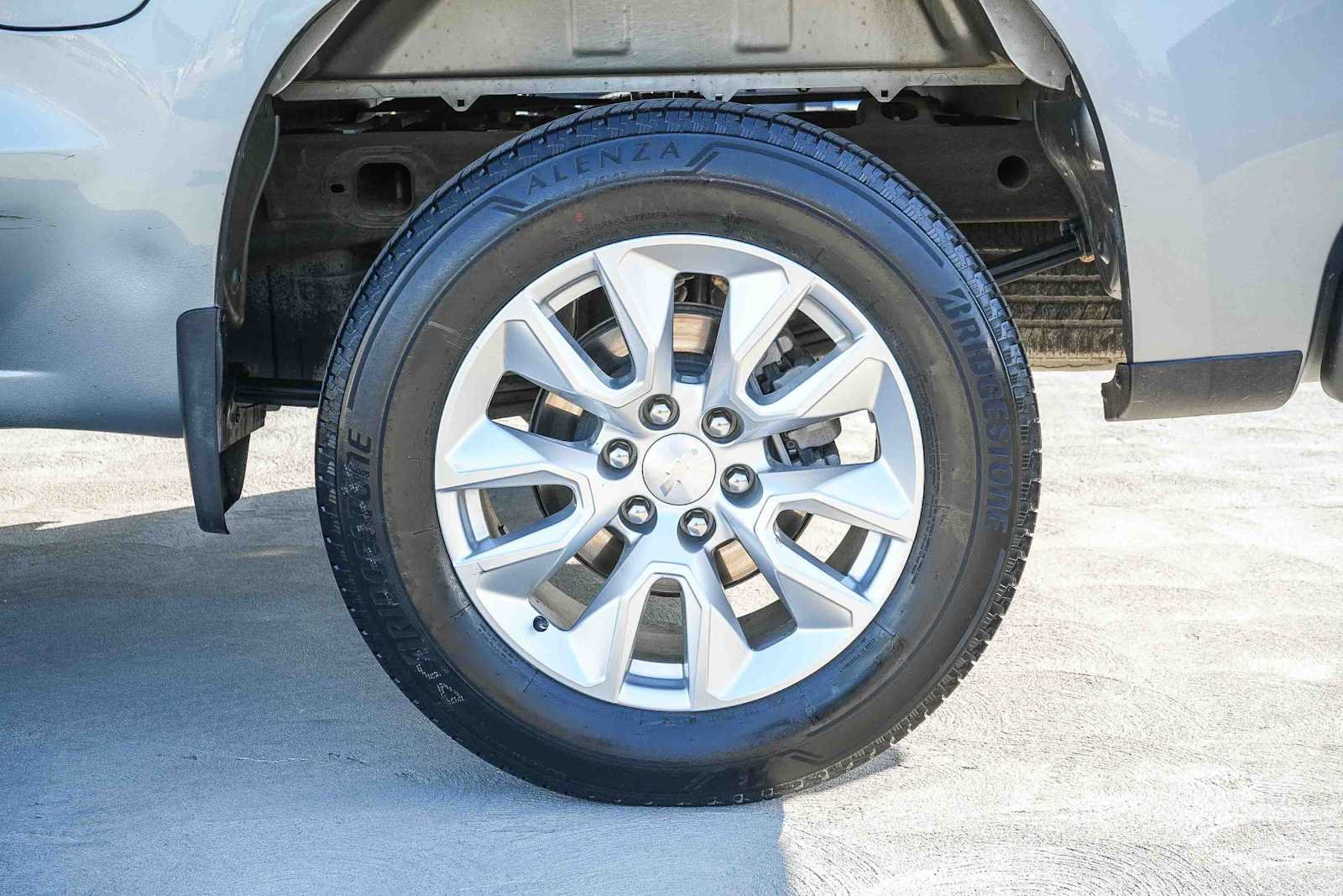 Used 2024 Chevrolet Silverado 1500 Custom RWD image 10