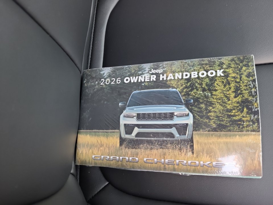 New 2026 Jeep Grand Cherokee L Limited AWD/4WD image 34
