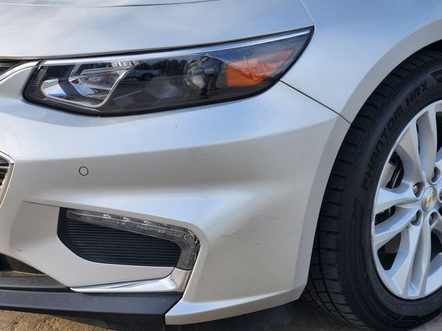 Used 2017 Chevrolet Malibu Hybrid w/ Driver Confidence Package FWD image 8