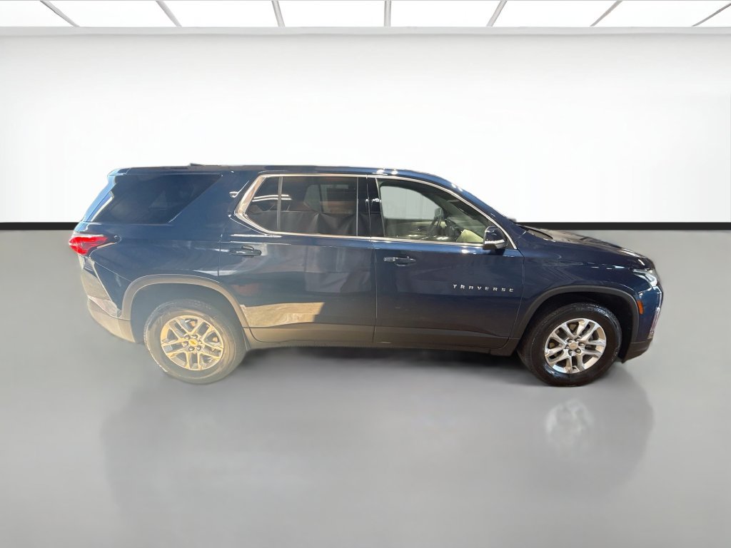Used 2023 Chevrolet Traverse LS w/ Safety Package AWD/4WD image 5