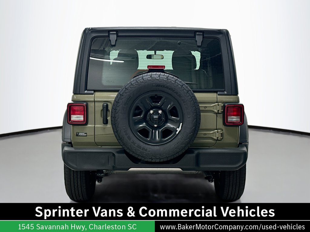 Used 2025 Jeep Wrangler Sport AWD/4WD image 10