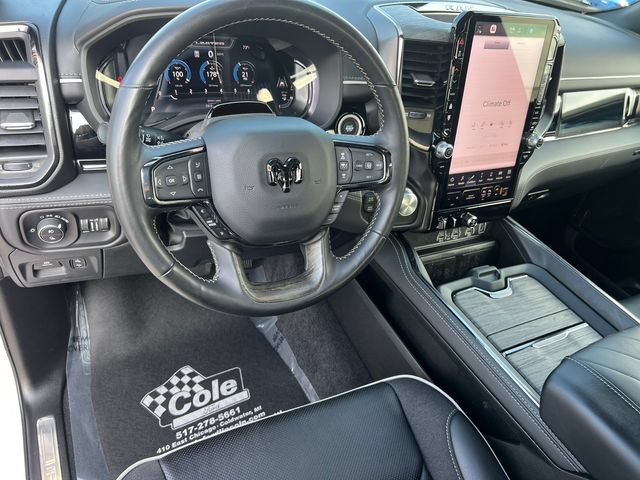 Used 2025 RAM 1500 Limited AWD/4WD image 16