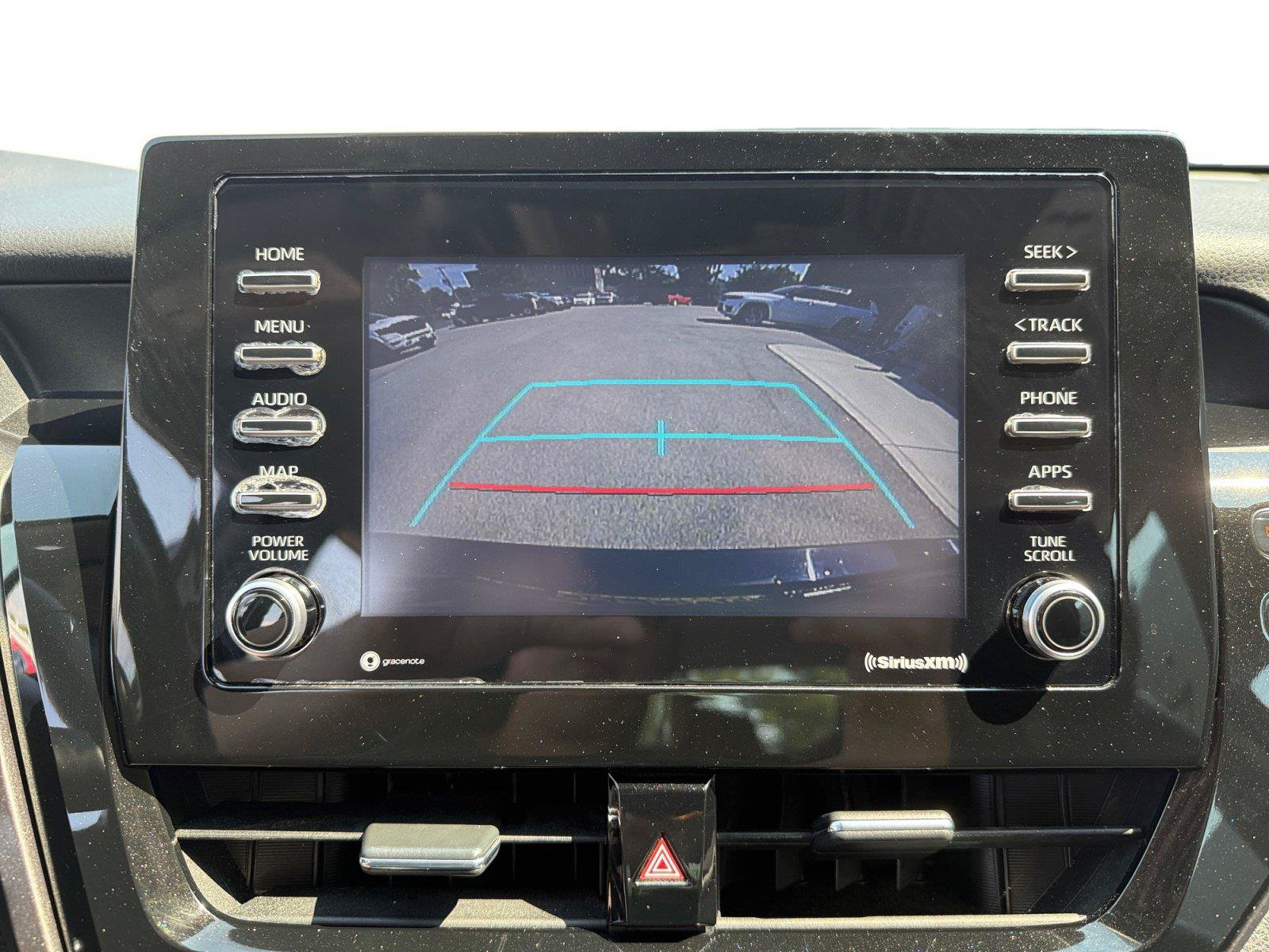 Used 2021 Toyota Camry SE FWD image 17