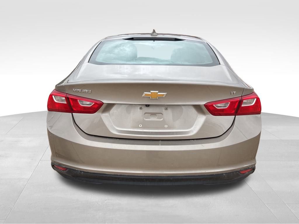 Used 2023 Chevrolet Malibu LT image 4