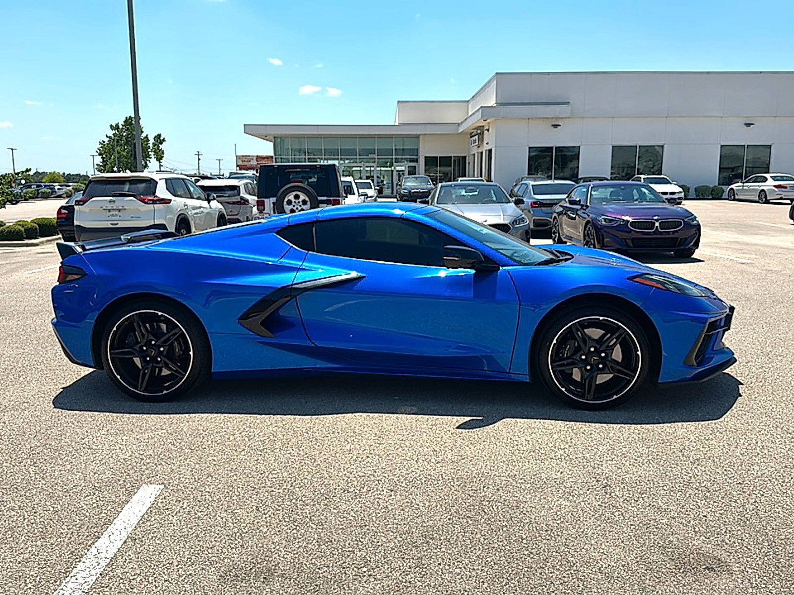 Used 2023 Chevrolet Corvette Stingray Coupe w/ 3LT w/ Z51 Performance Package RWD image 9