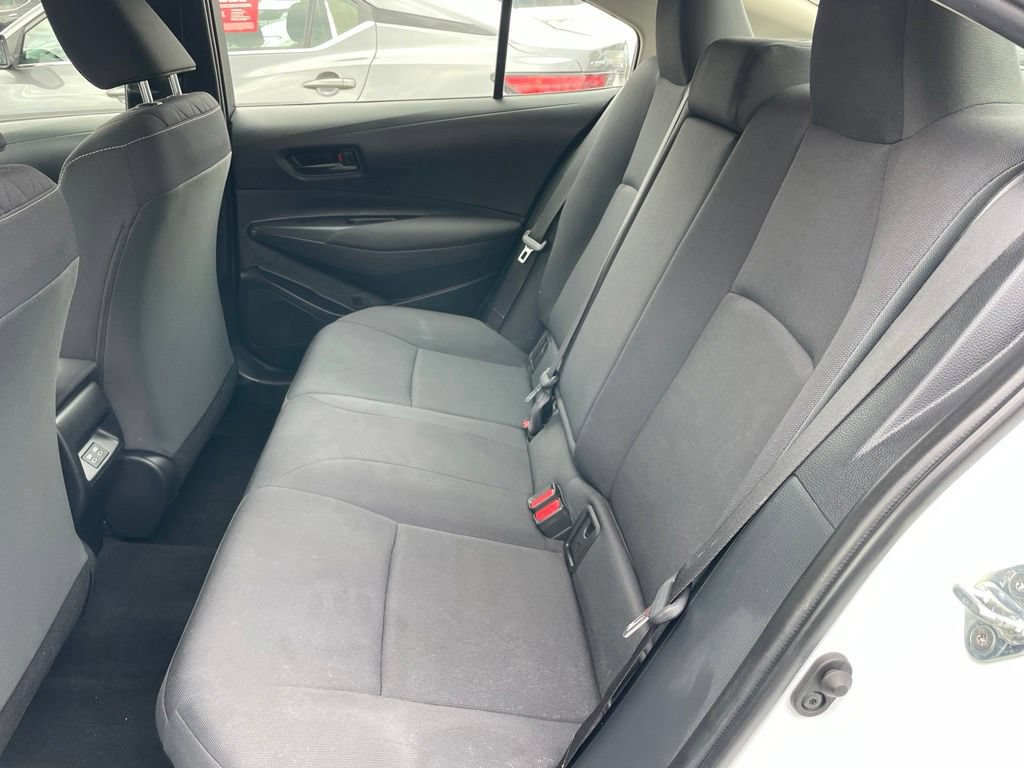 Used 2023 Toyota Corolla LE AWD/4WD image 7