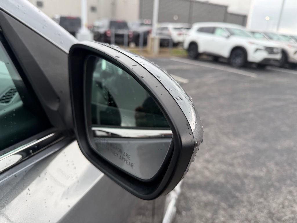 Used 2025 Nissan Sentra S FWD image 5
