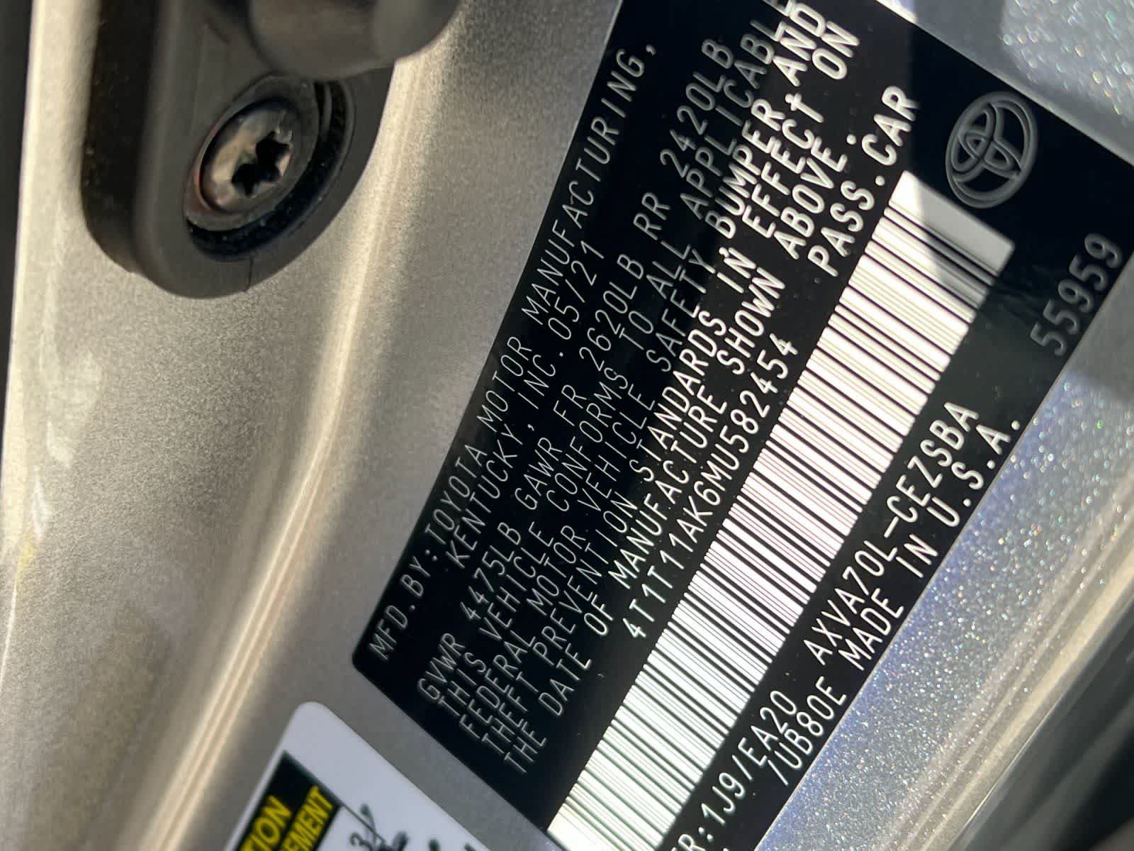 Used 2021 Toyota Camry SE w/ Convenience Package FWD image 31