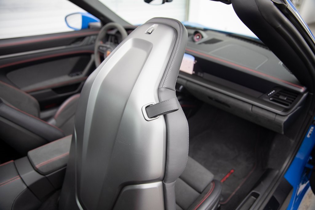 Certified 2025 Porsche 911 Targa 4 GTS image 27