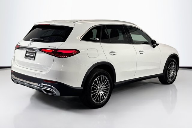 Used 2026 Mercedes-Benz GLC 300 4MATIC image 5