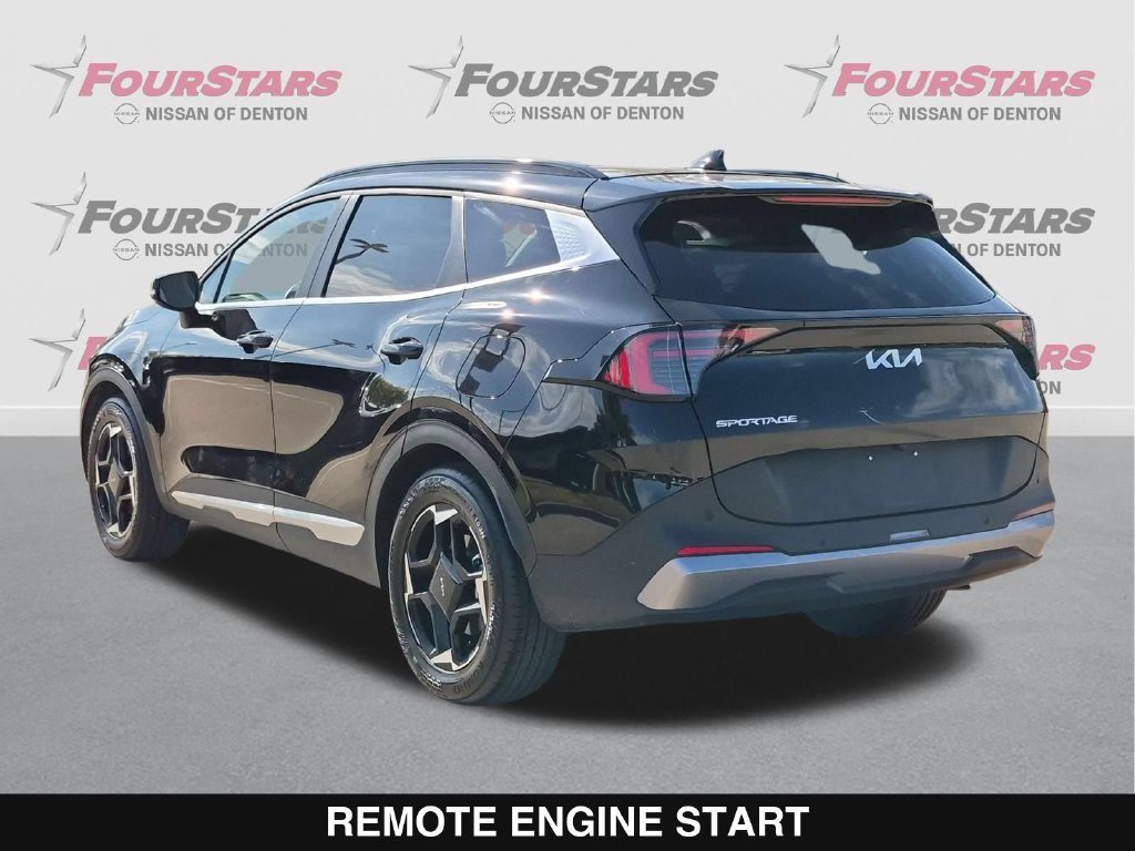 Used 2026 Kia Sportage EX w/ EX Panorama Roof Package FWD image 7