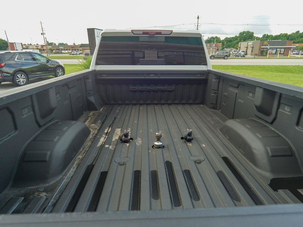 Used 2020 GMC Sierra 3500 Denali w/ Denali Ultimate Package AWD/4WD image 11