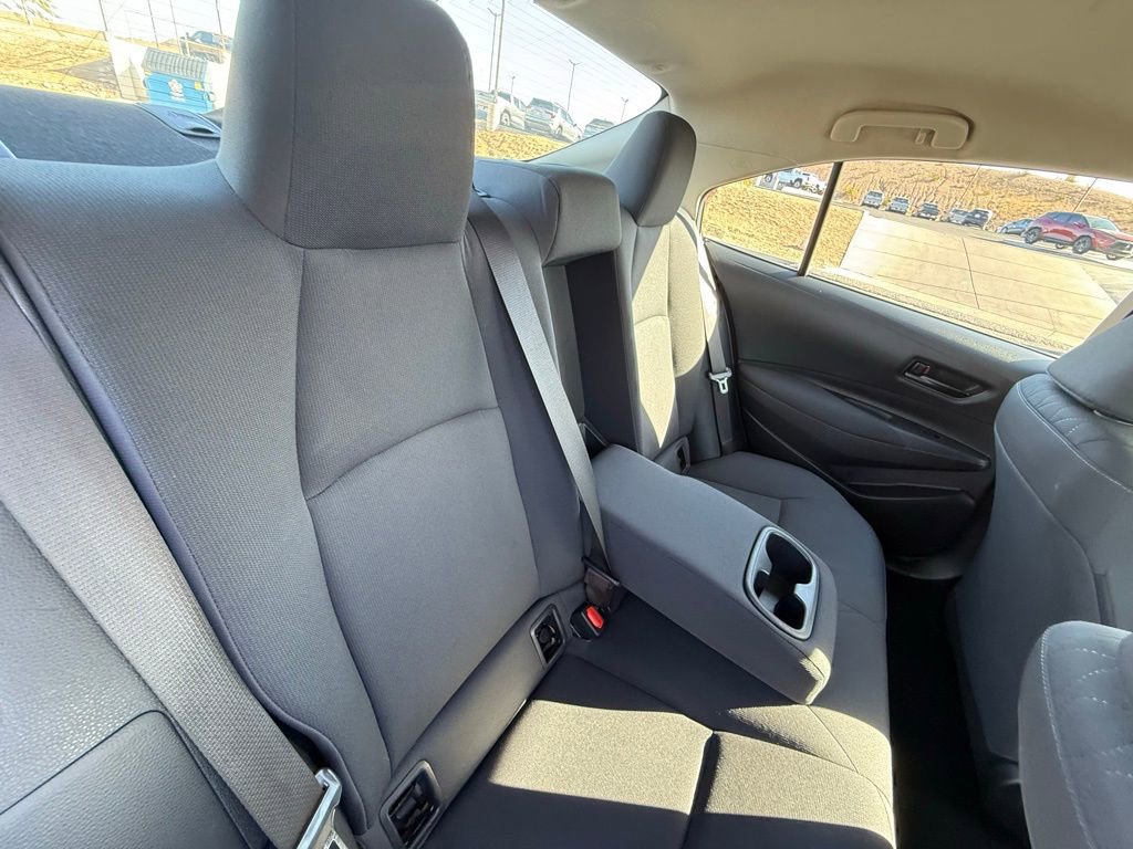 Used 2023 Toyota Corolla LE image 11