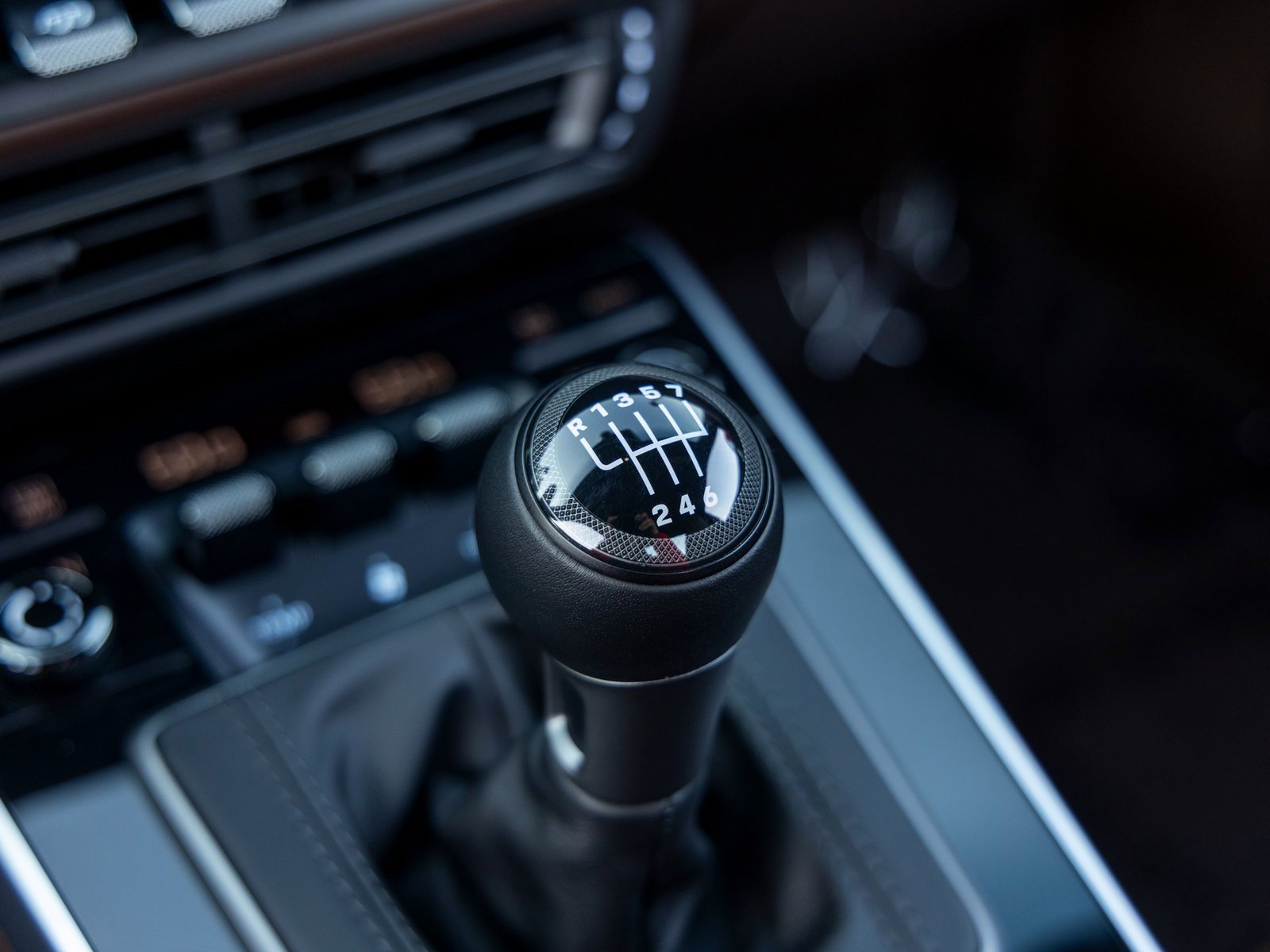 Certified 2024 Porsche 911 Carrera S image 39