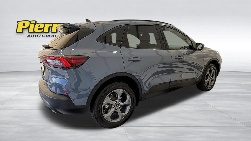 Used 2025 Ford Escape ST-Line Select AWD/4WD image 6