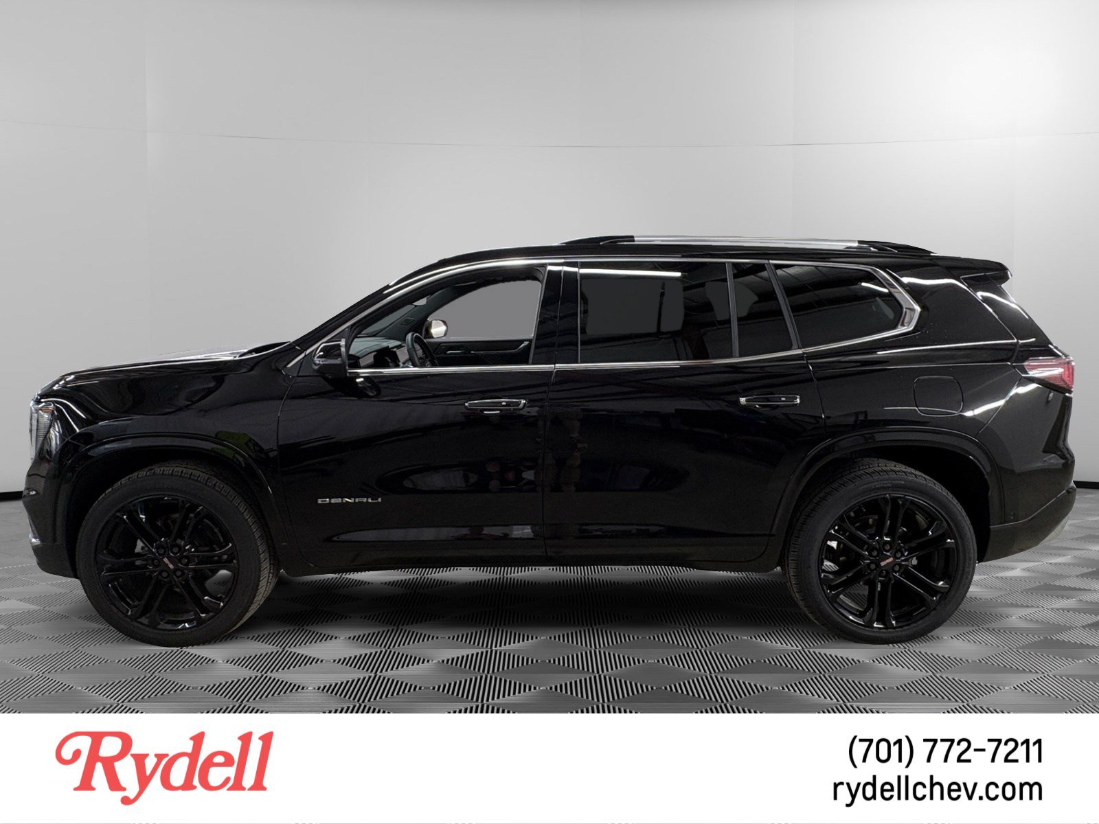 Certified 2026 GMC Acadia Denali w/ Super Cruise Package AWD/4WD image 2