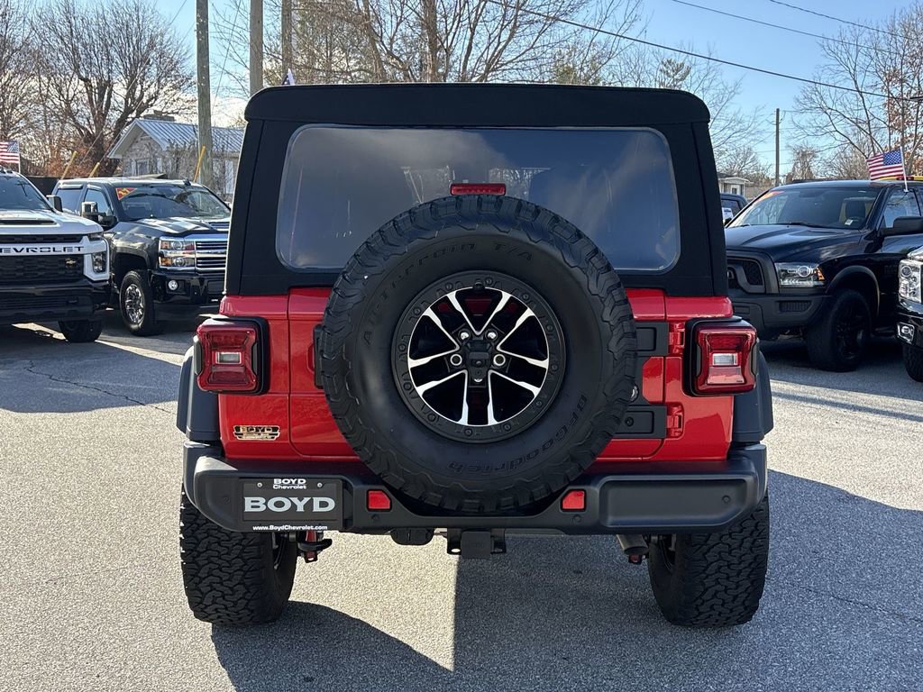 Used 2024 Jeep Wrangler Willys image 9