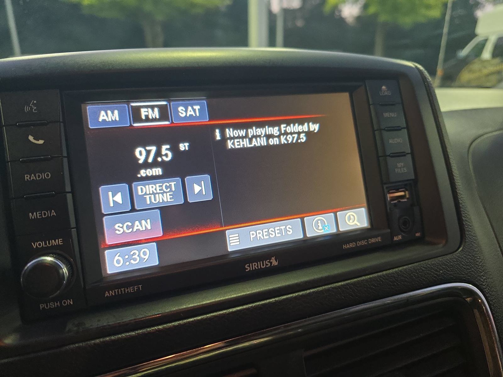 Used 2017 Dodge Grand Caravan SXT FWD image 23