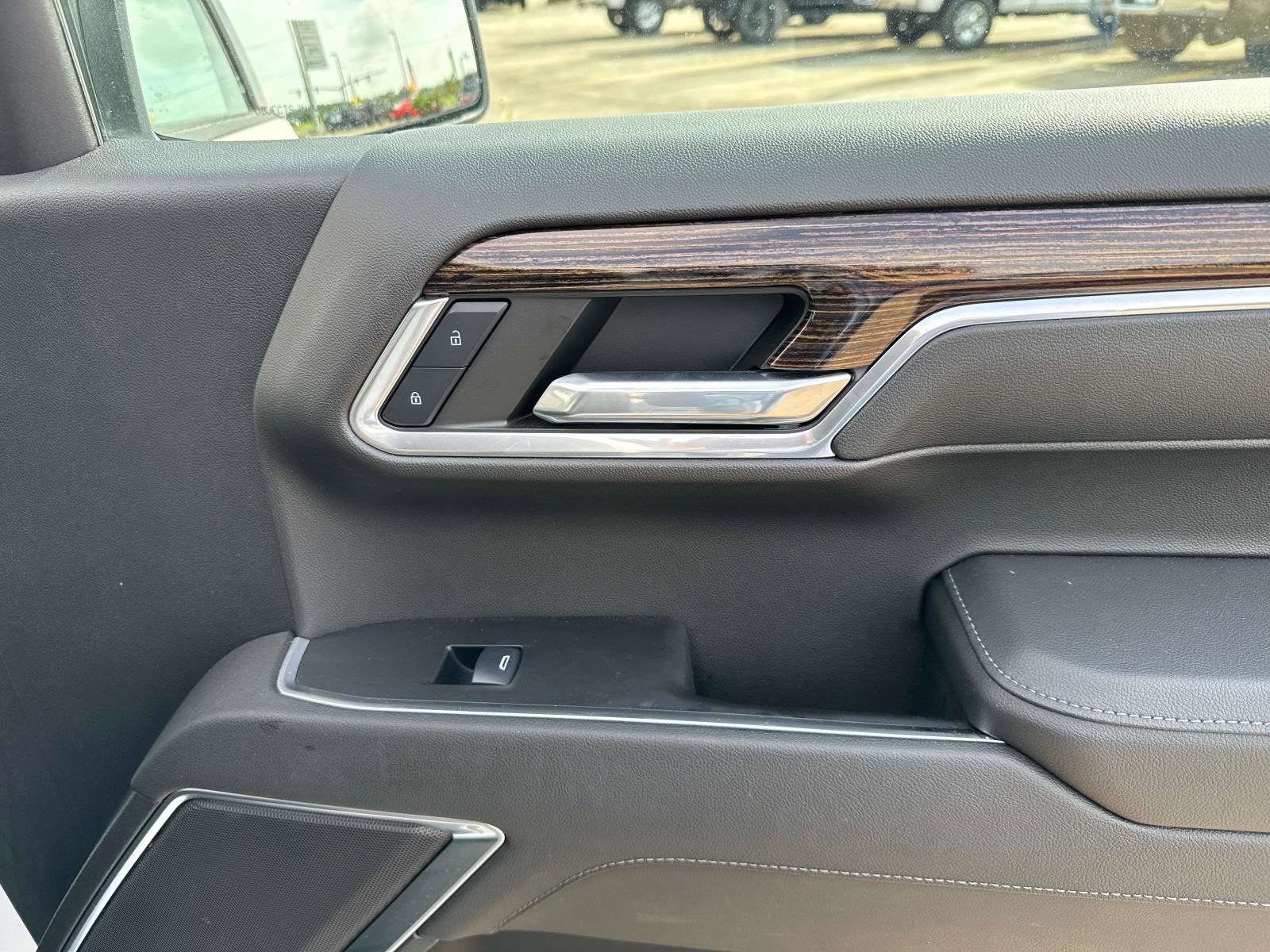 Used 2024 GMC Sierra 1500 Elevation image 14