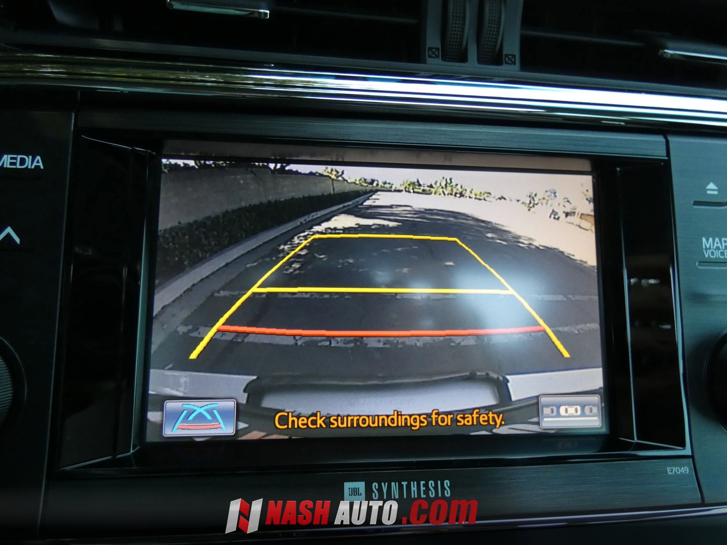 Used 2014 Toyota Avalon Limited FWD image 74