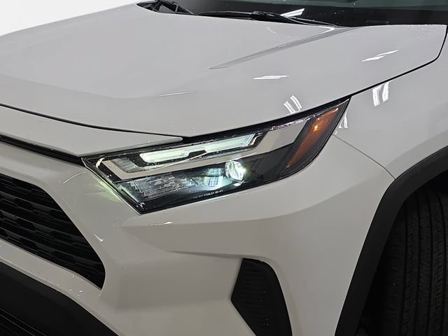 Certified 2024 Toyota RAV4 XLE AWD/4WD image 27