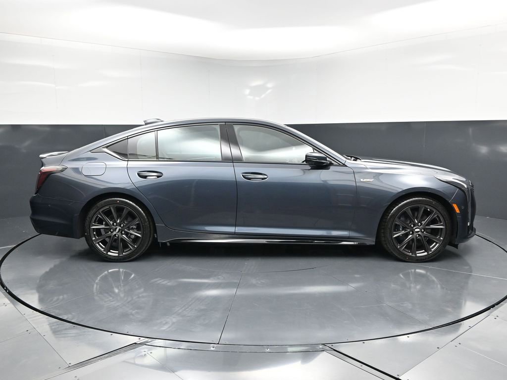Used 2025 Cadillac CT5 V image 9