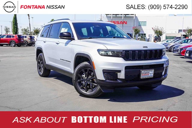 Used 2024 Jeep Grand Cherokee L Laredo