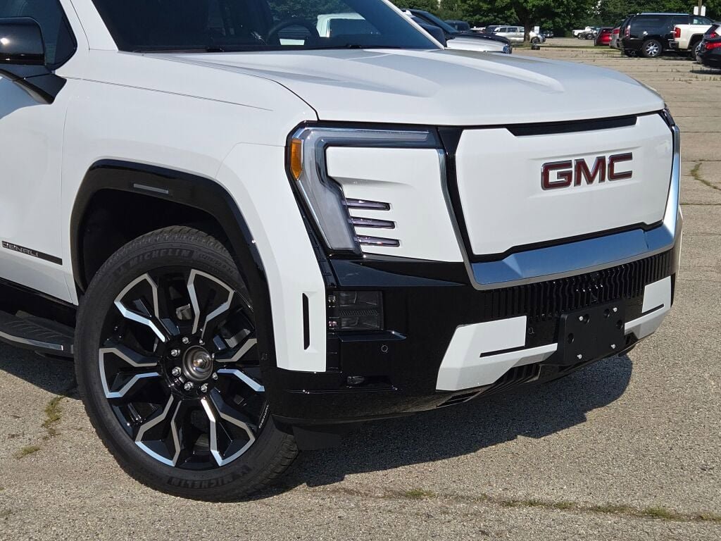 New 2026 GMC Sierra EV Denali video 2