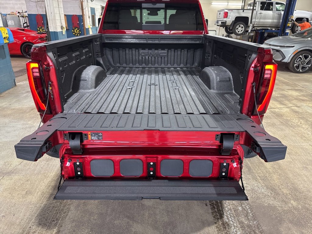 New 2026 GMC Sierra 2500 SLT w/ SLT Premium Package image 14