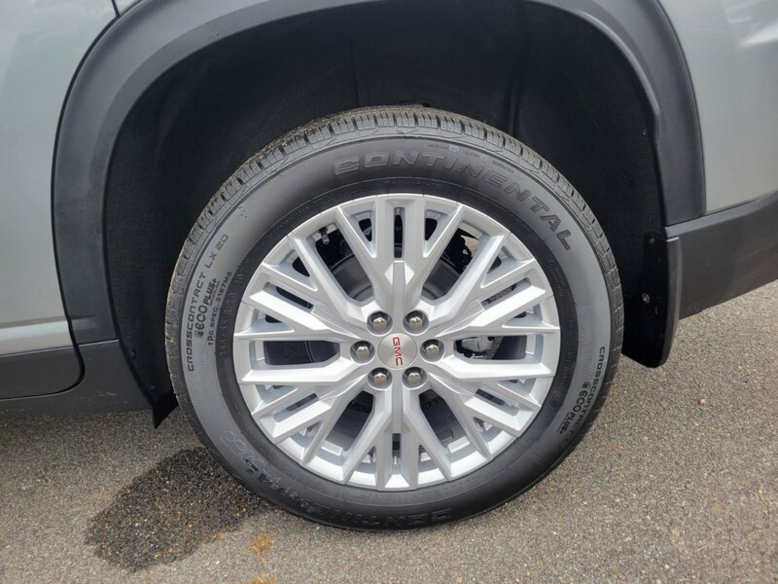 New 2026 GMC Acadia Elevation w/ Elevation Premium Package FWD image 9