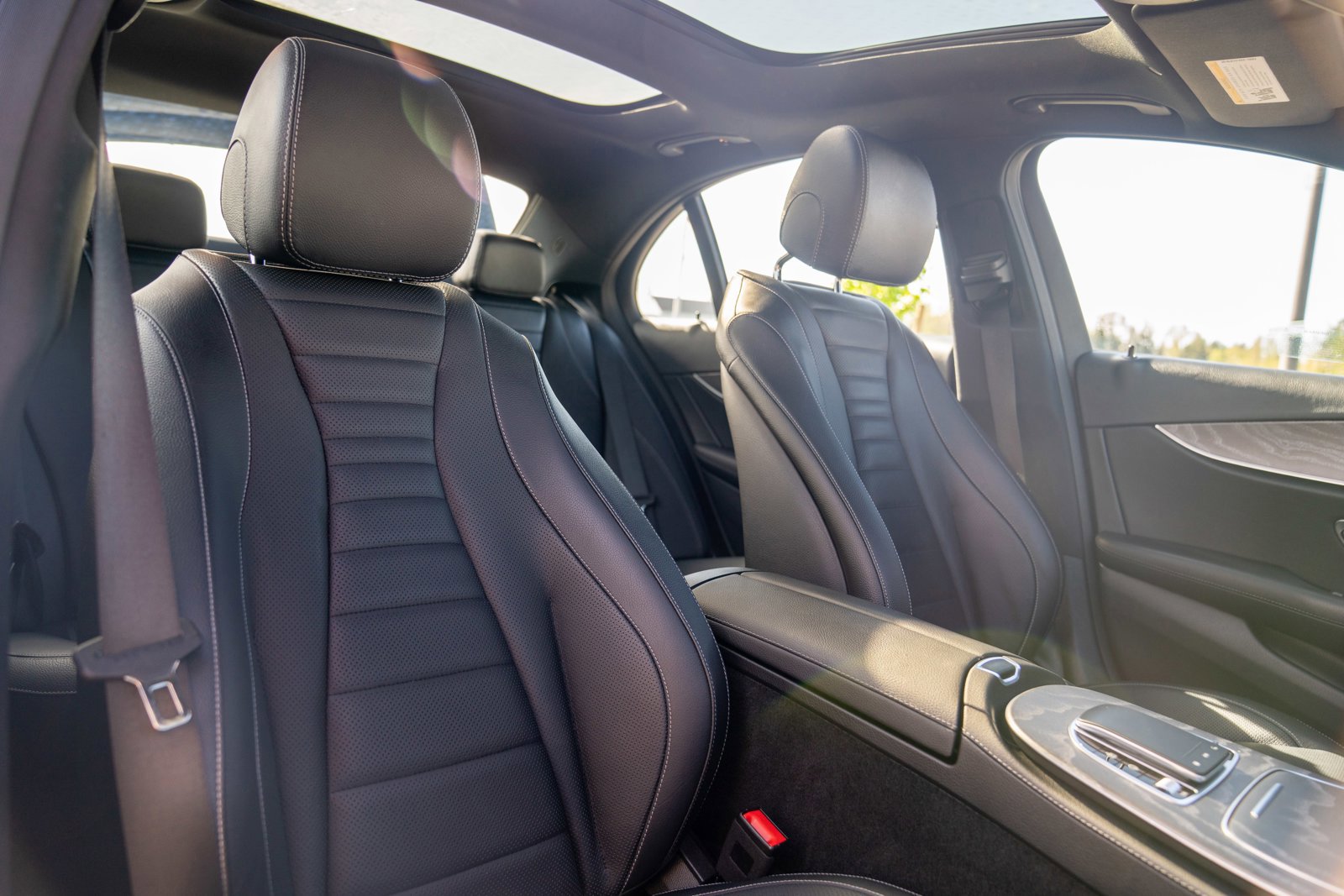 Used 2021 Mercedes-Benz E 450 4MATIC Sedan image 25