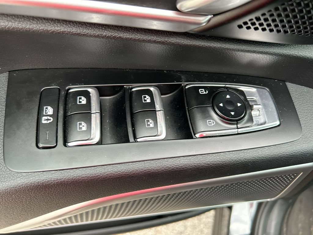 Used 2024 Kia Telluride LX FWD image 12