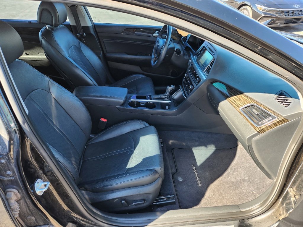 Used 2016 Hyundai Sonata Limited w/ Option Group 04 image 17